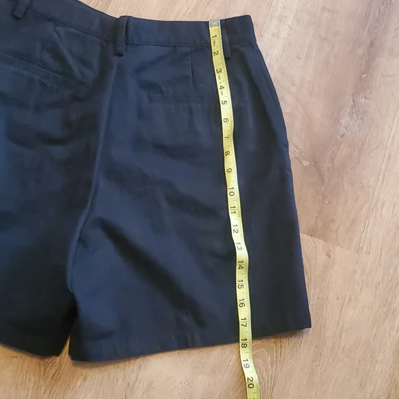 Eddie Bauer women's black shorts size 10 - Picture 10 of 13
